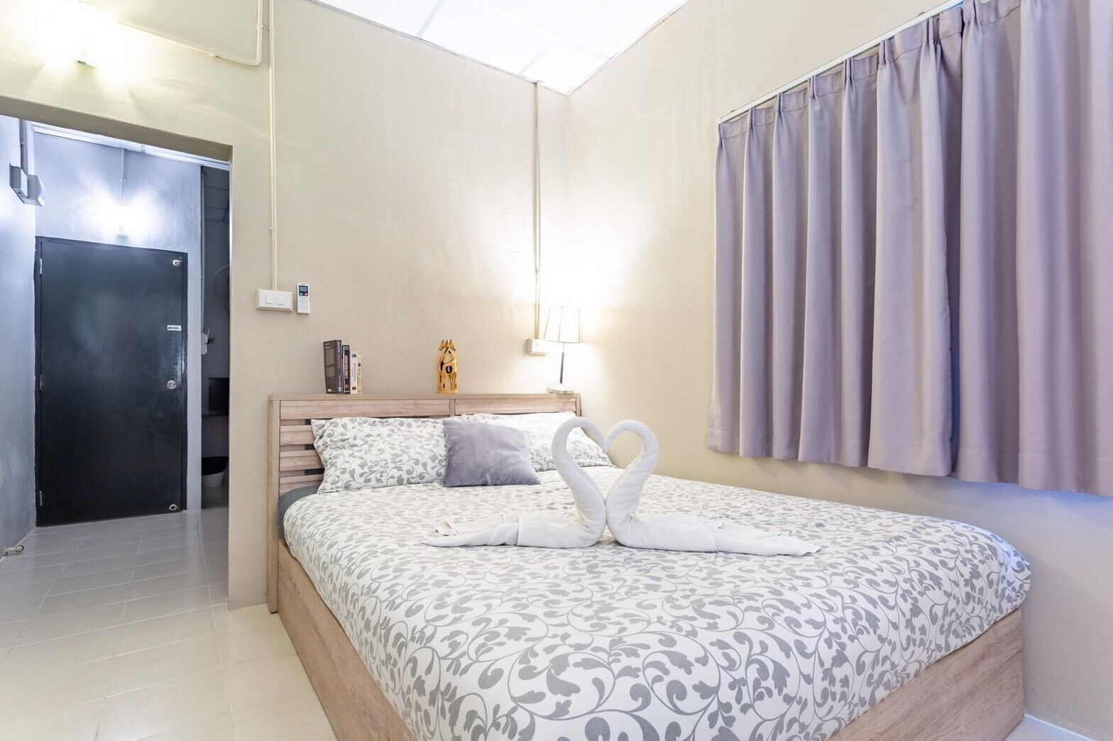 STANDARD, QUADRUPLE, 2 DOUBLE BEDS, PRIVATE BATHROOM, COURTYARD AREA