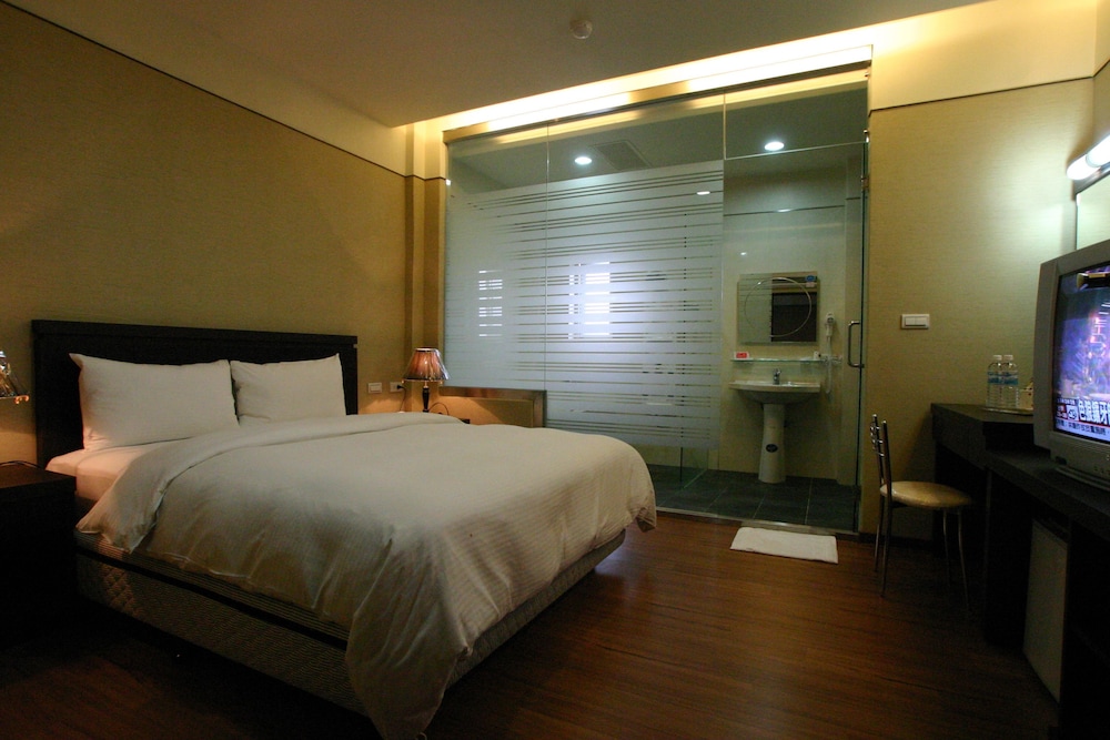 SUPERIOR, DOUBLE BED
