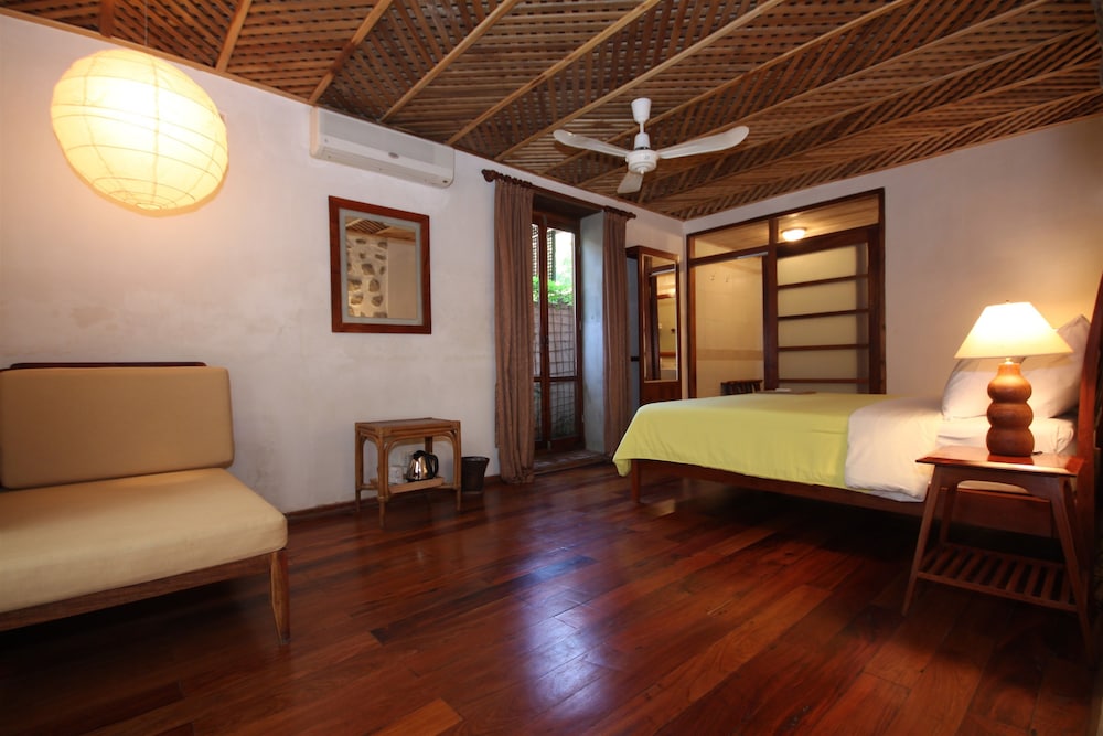 Sala Prabang Hotel 23/27