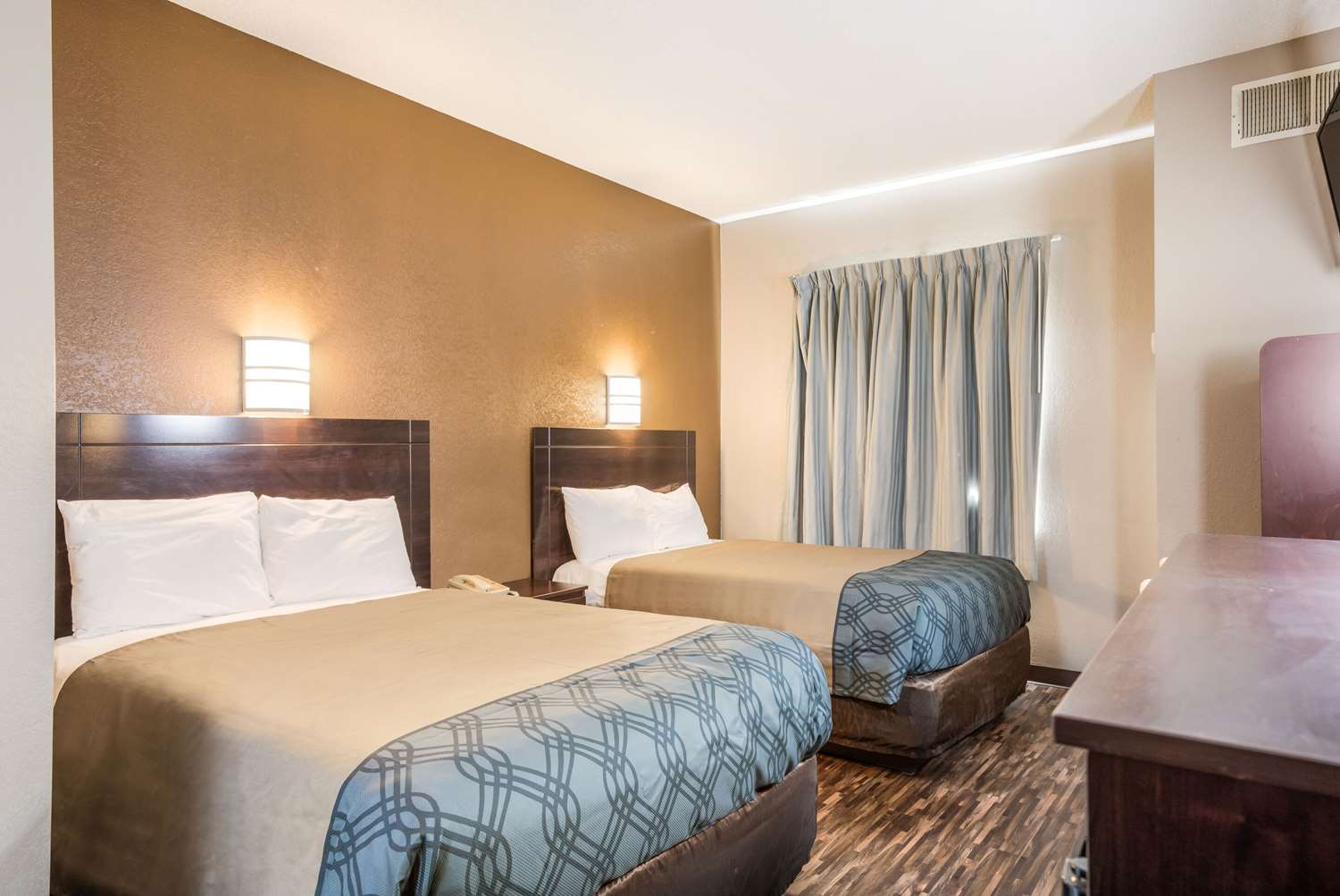 Room, 2 Double Beds, Smoking