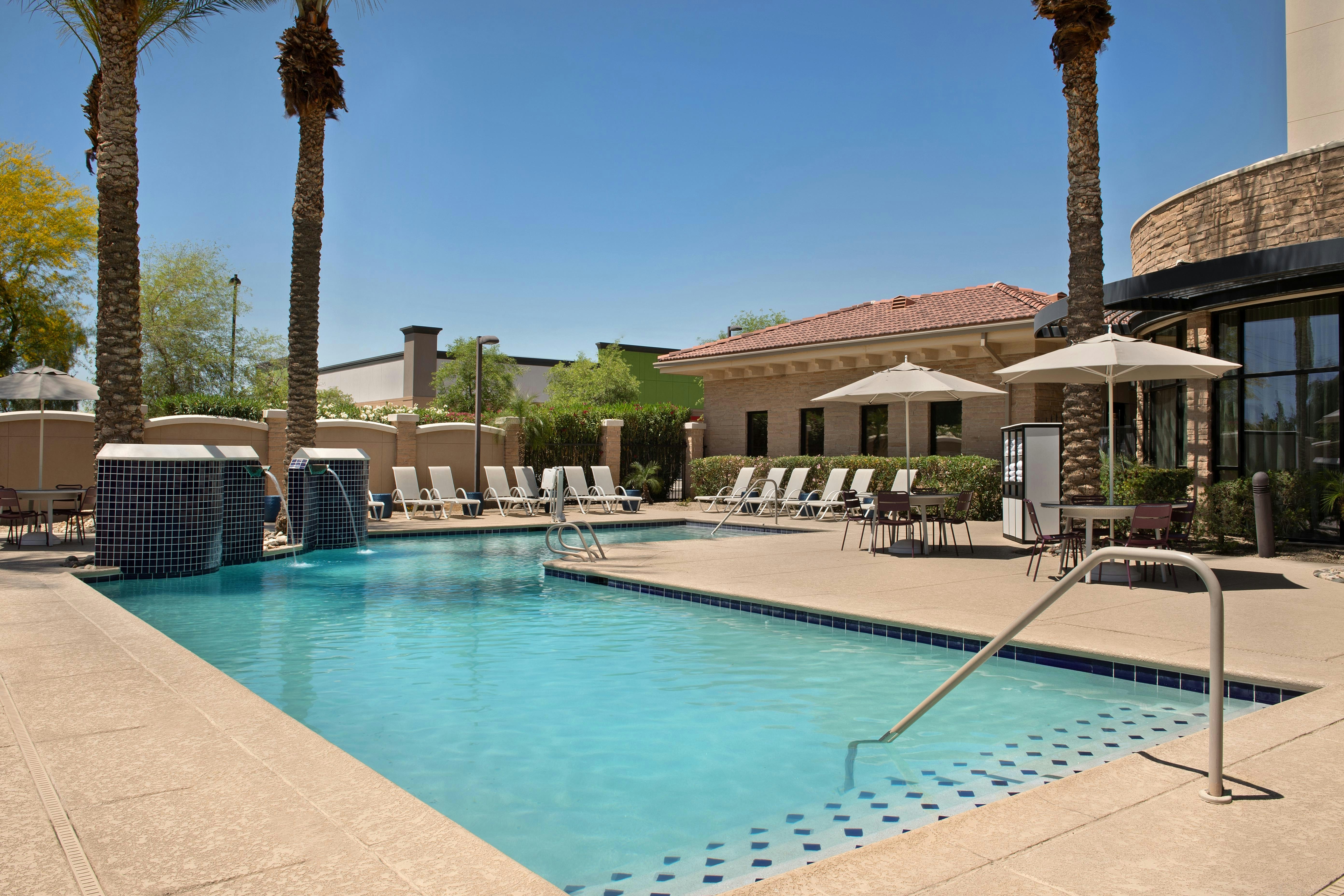 Hilton Phoenix Chandler 82/82