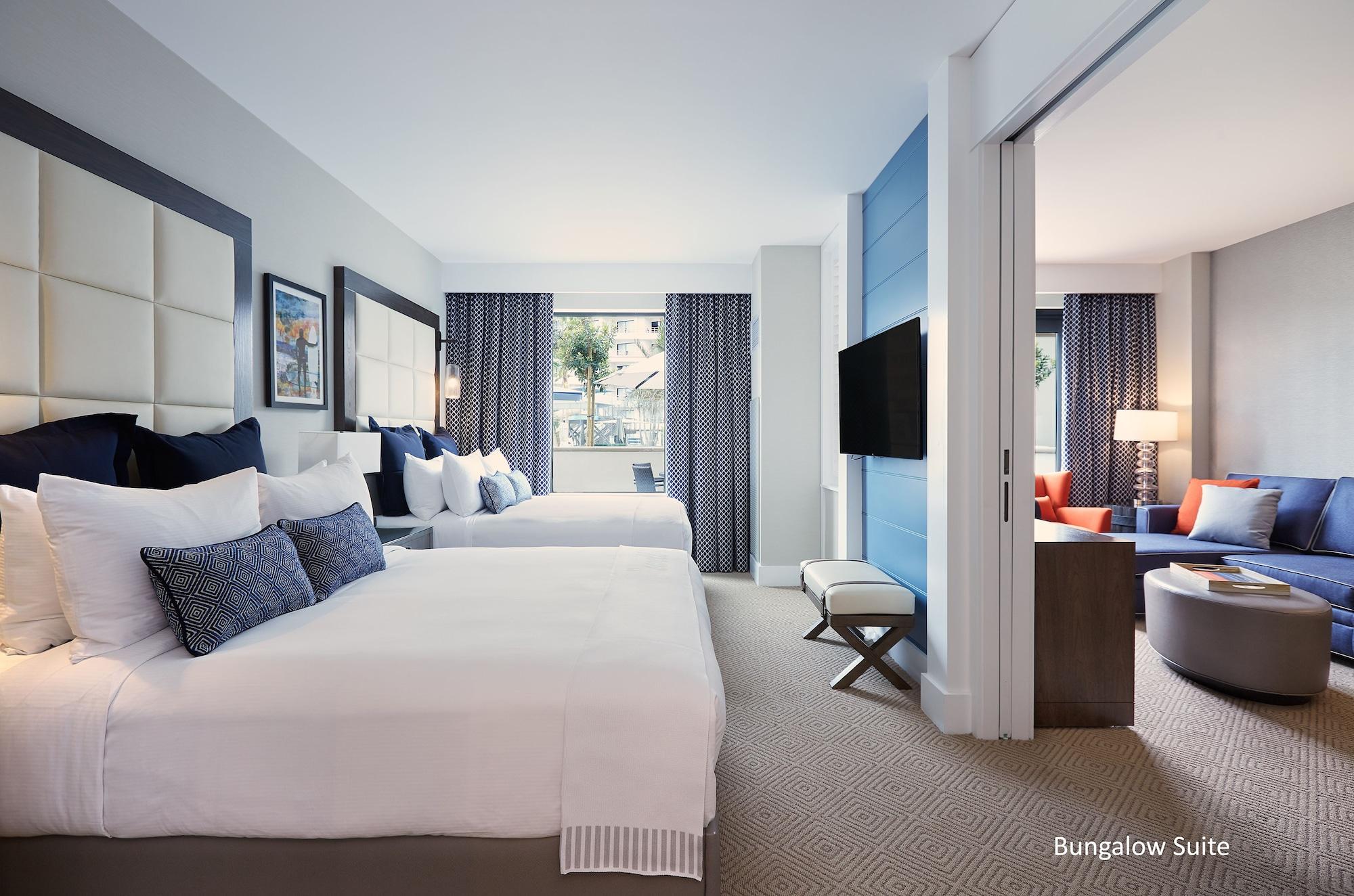 Suite, 2 Queen Beds, Pool Side, Dolphin Tower