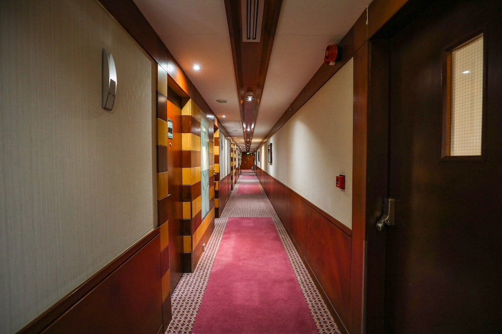 Crowne Plaza Hotel Beirut photo5