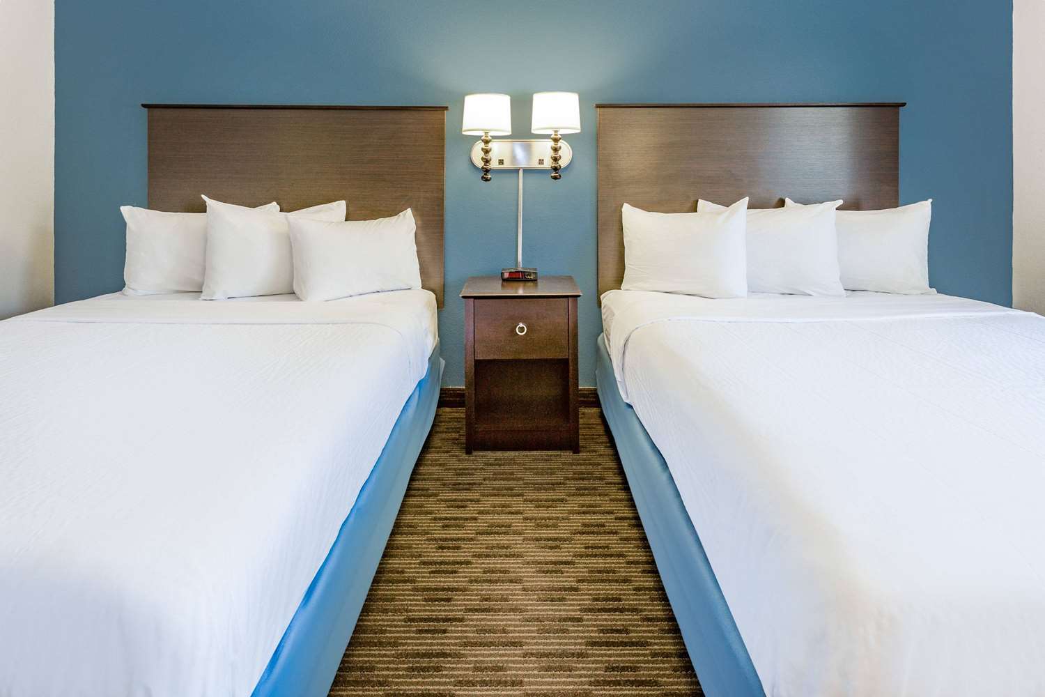Americinn By Wyndham Hotel And Suites Long Lake 12/50