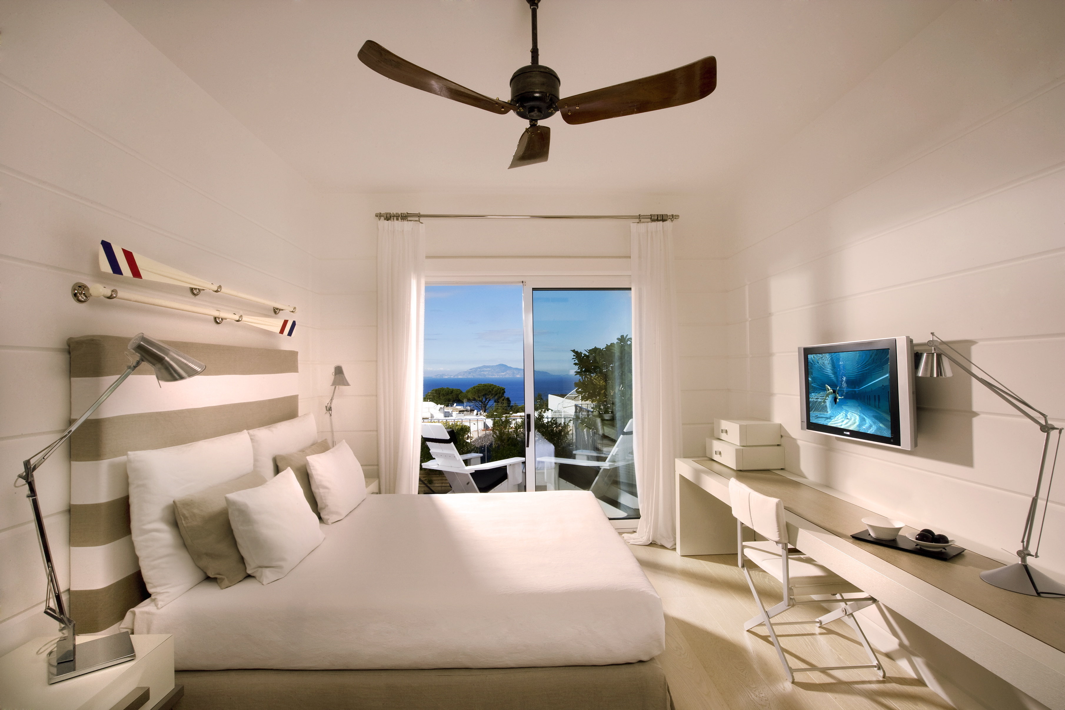 Superior, Double Bed, Sea Side