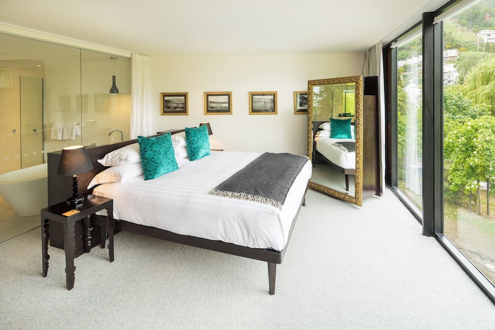 Queenstown Park Boutique Hotel 16/77