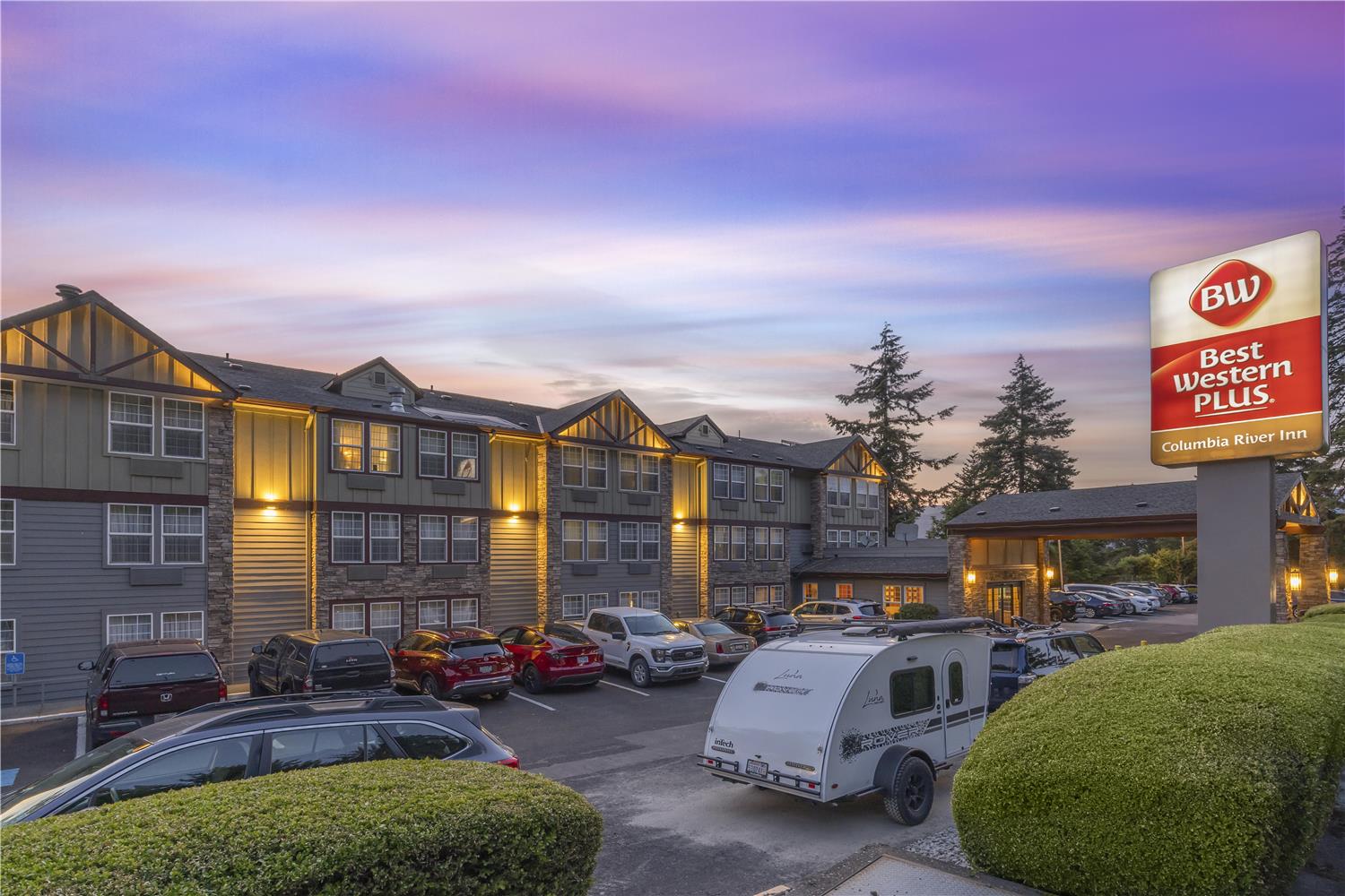 Best Western Plus Columbia River Inn 60/63