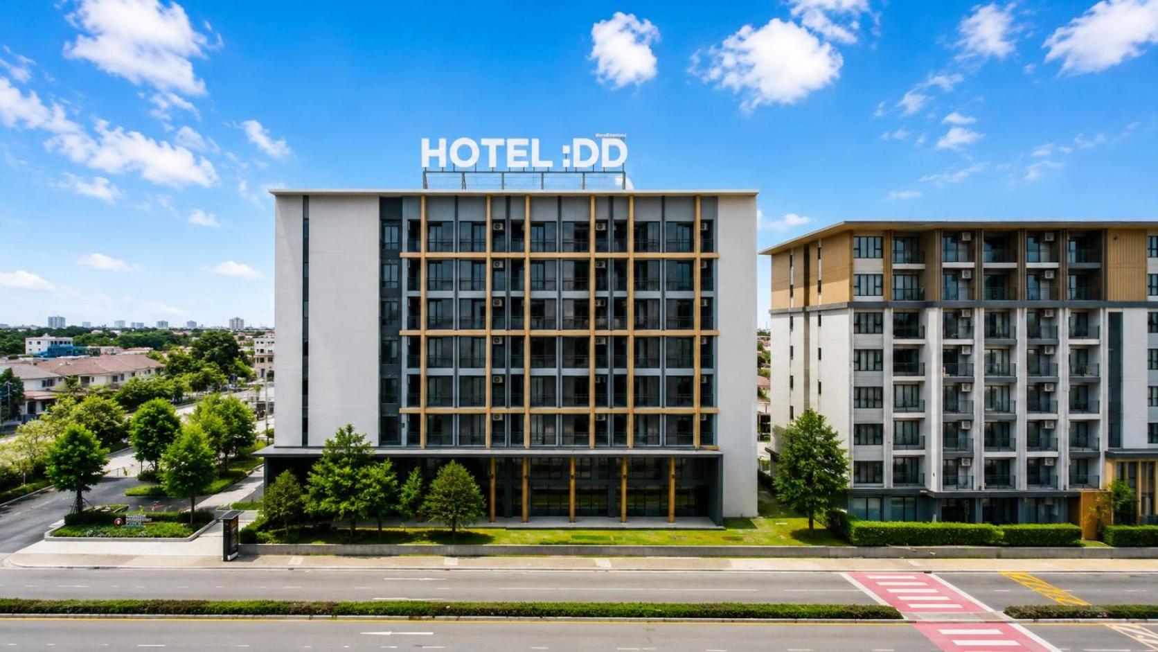 Rangsit Residence & Hotel in THANYABURI