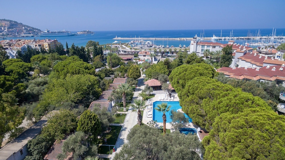 RISUS GARDEN MARINA HOTEL KUSADASI 29/48