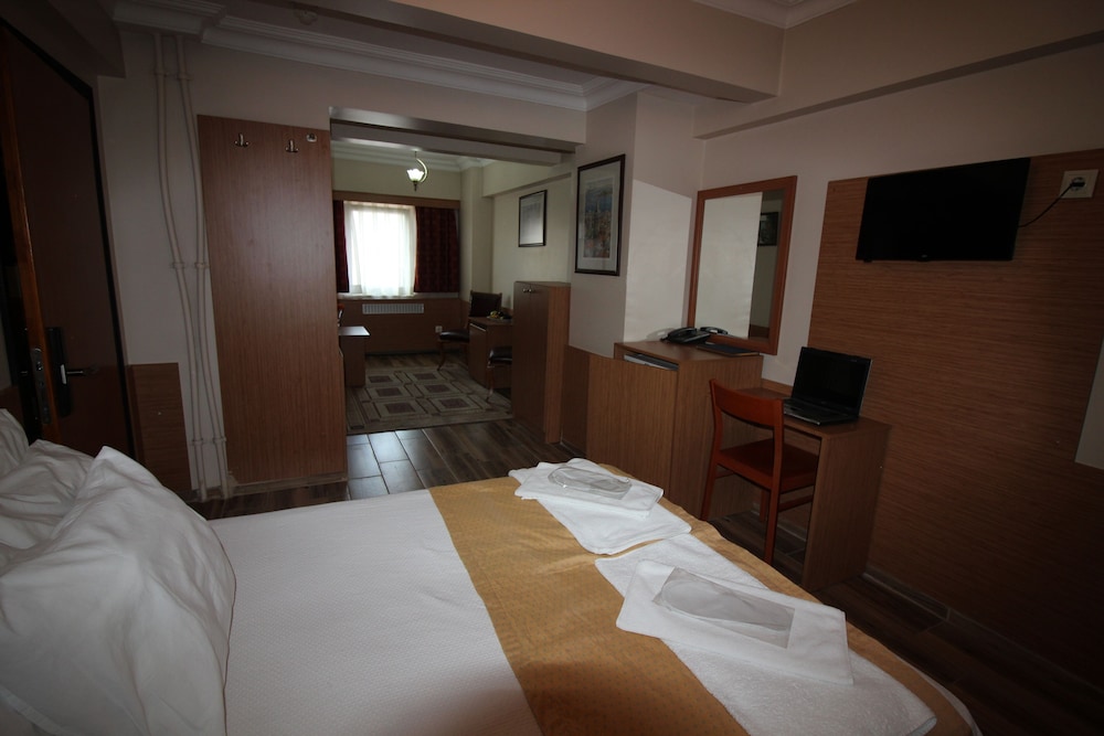 Kadikoy Otel 19/48