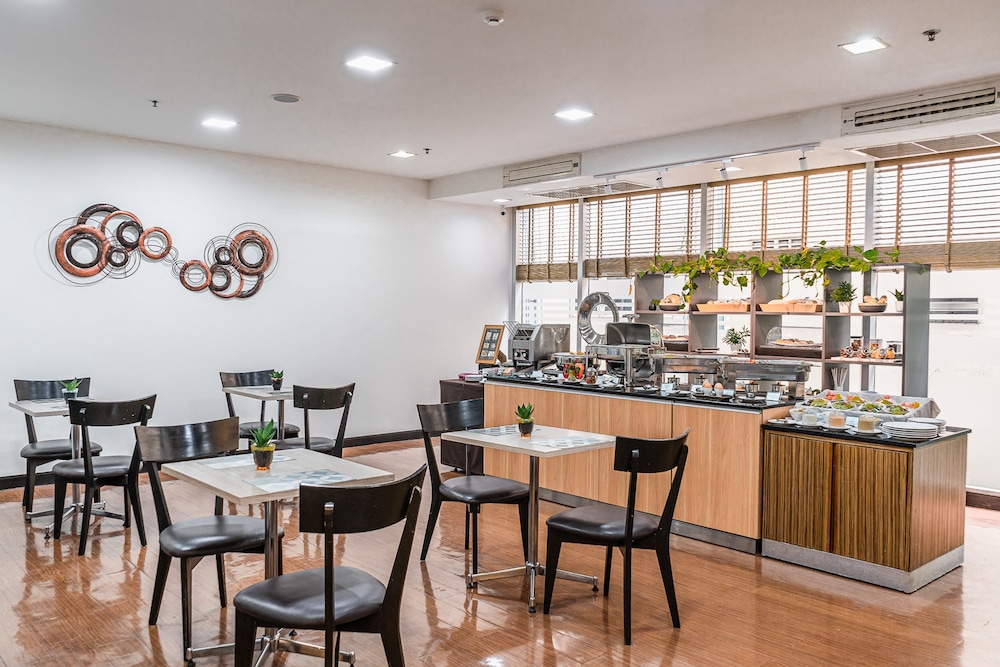Jasmine Grande Residence 56/74