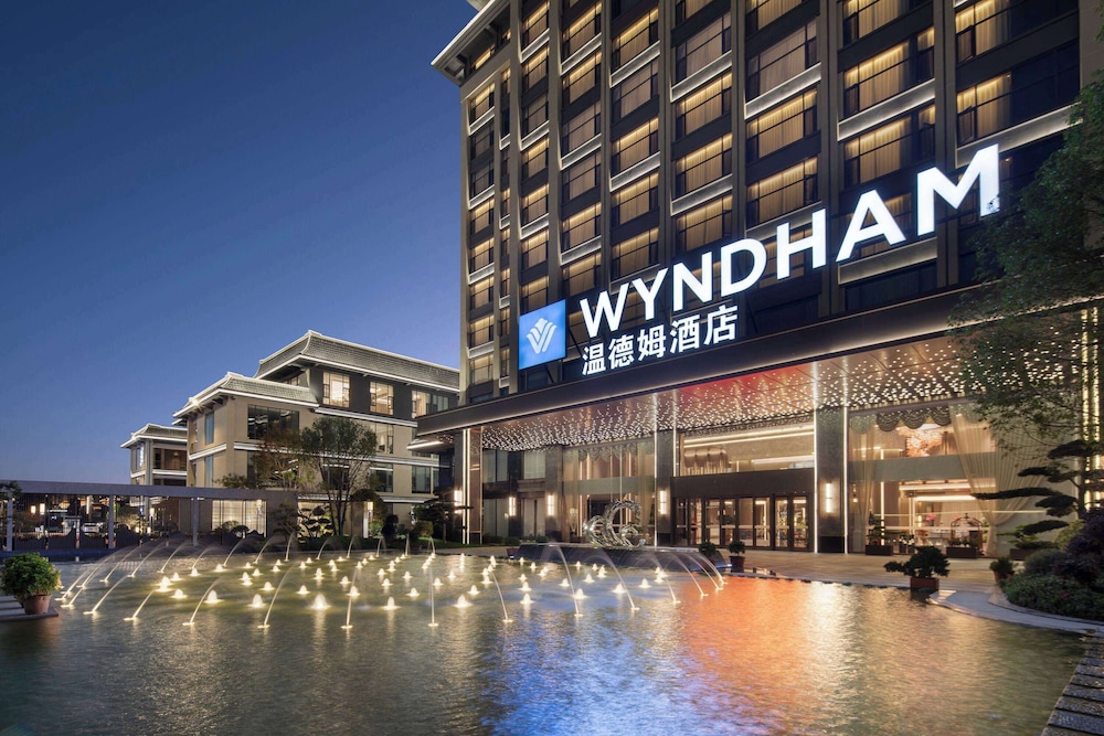 Wyndham Qujing Luliang 28/30