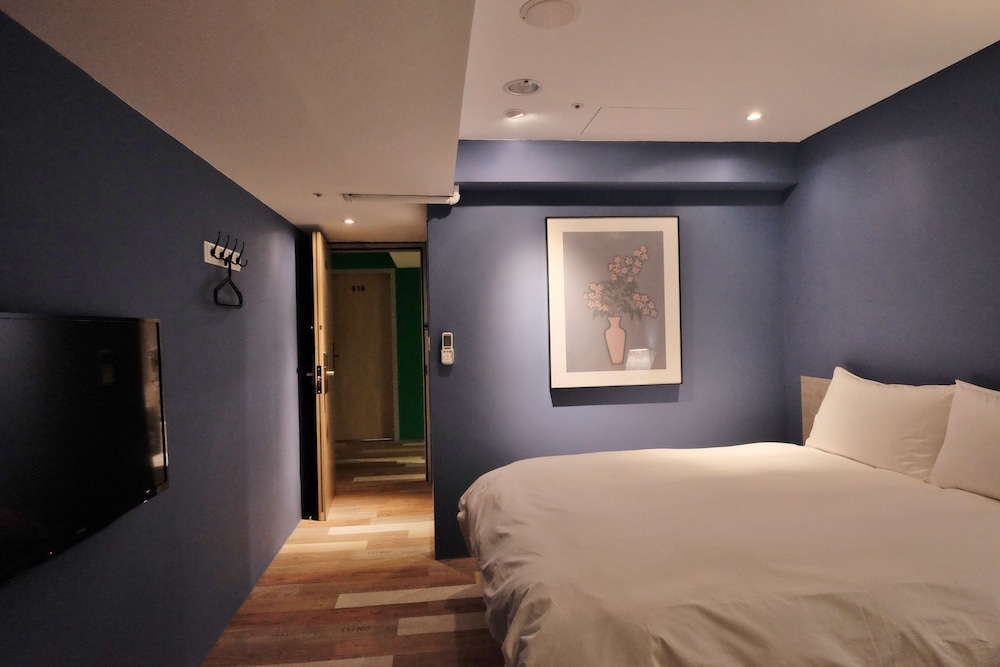 Happy Inn & Hostel 7/49