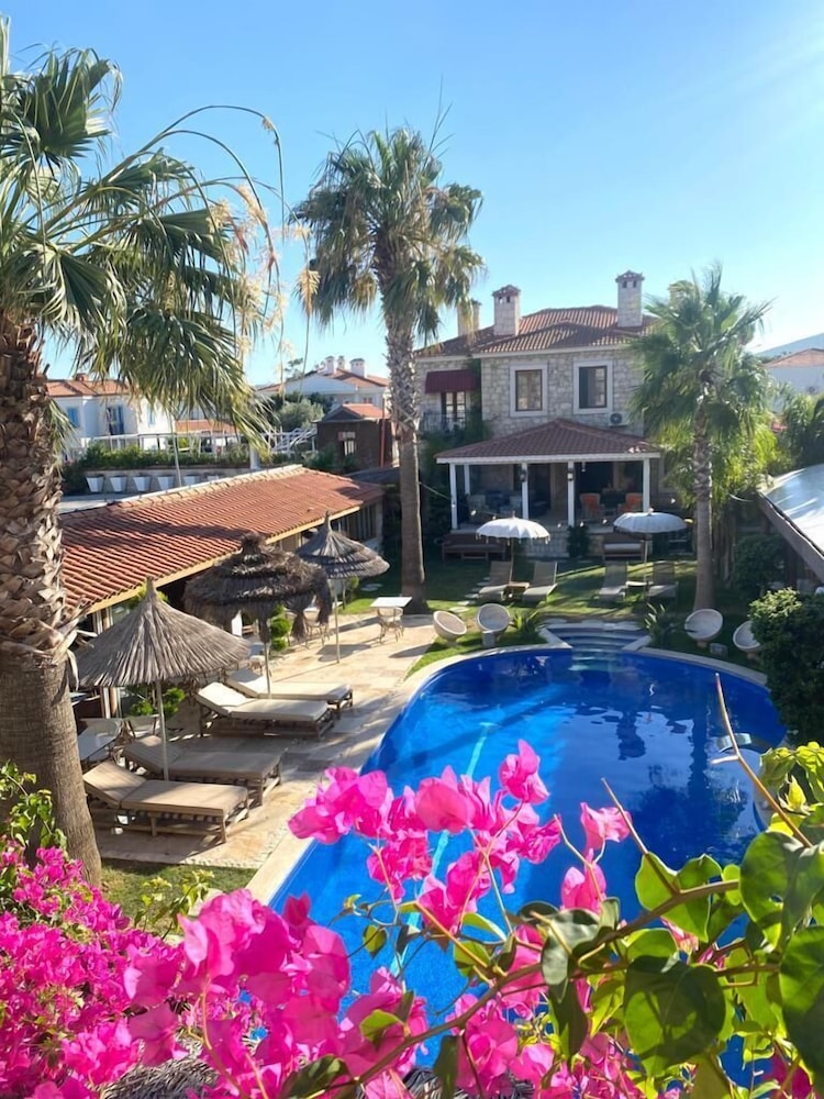 World City Alacati Hotel 43/50
