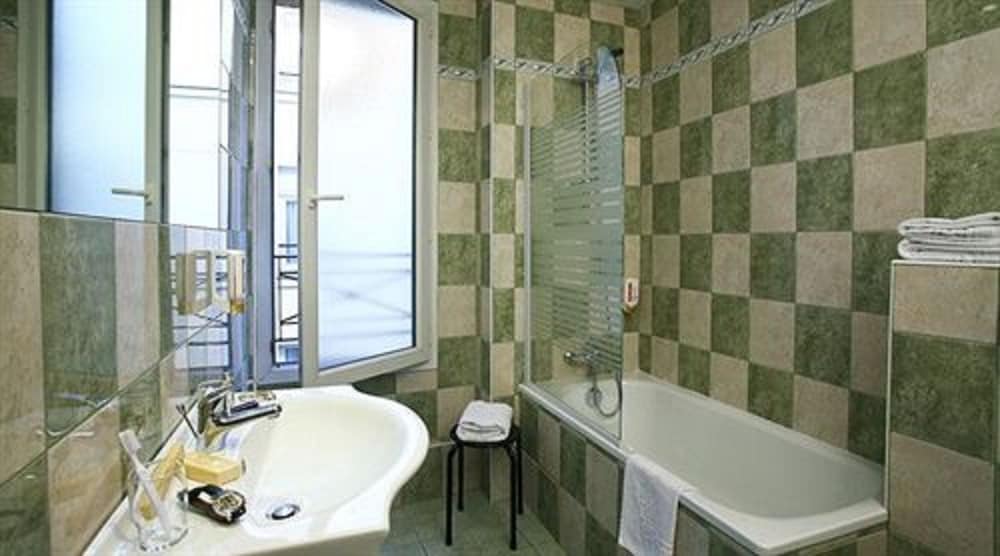 Hotel Kabanel (ex The Originals Paris Gare de l'Est Parisiana) 31/59