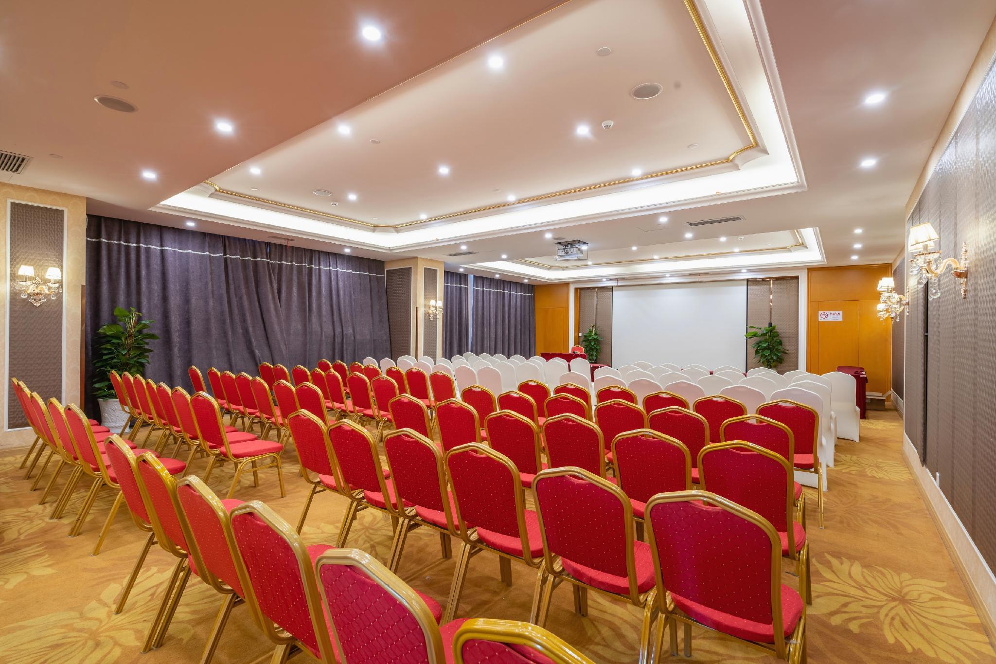 Vienna International Hotel Shanghai Baoshan International Cruise Terminal Pangu 55/62
