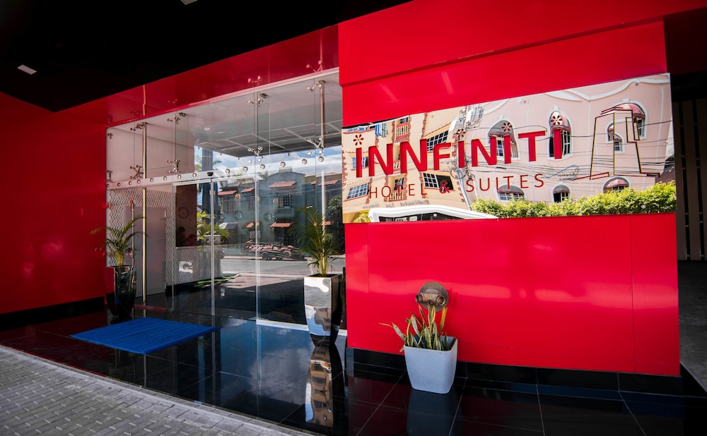 Innfiniti Hotel Suites 3/42