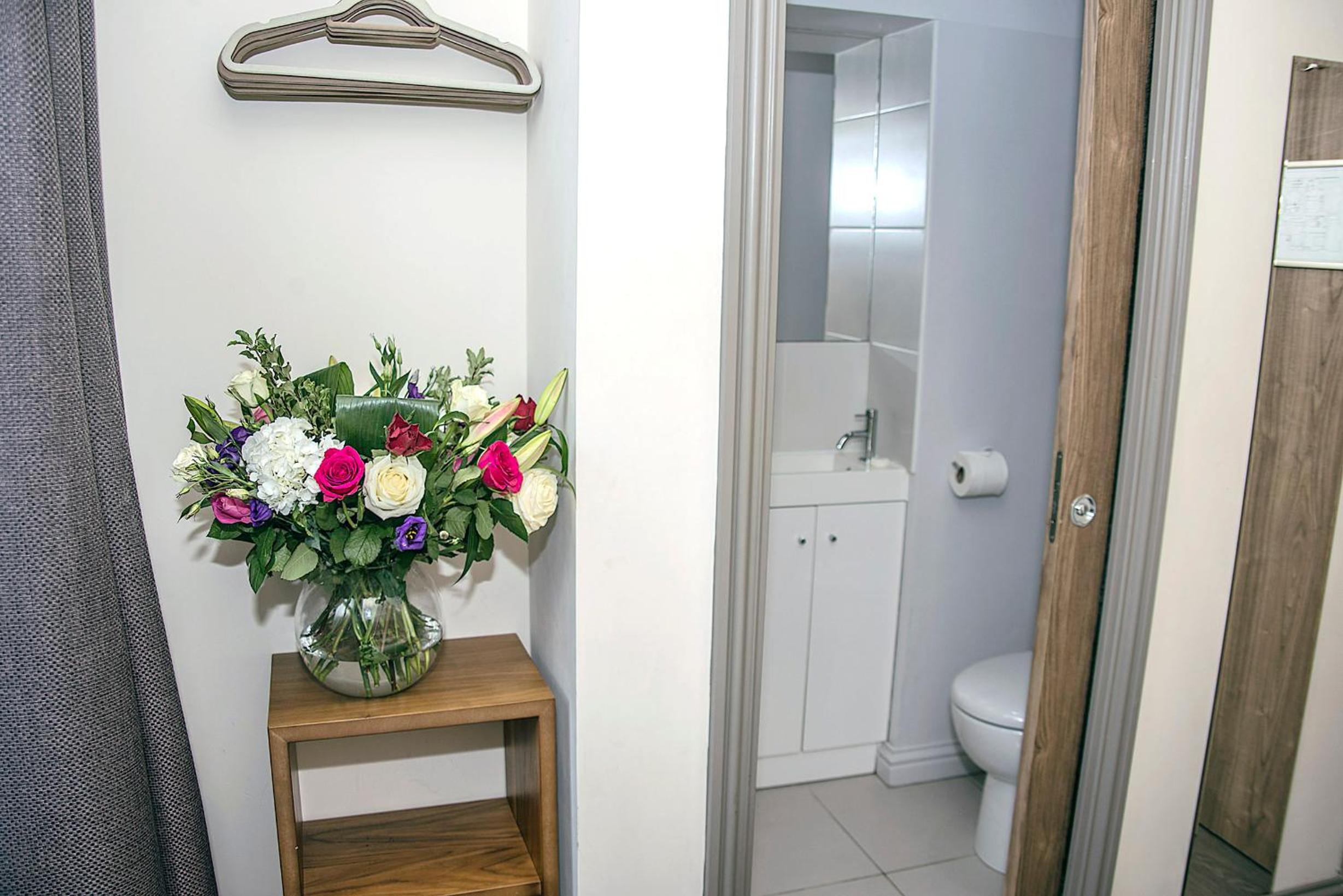 Base Serviced Apartments - City Road 26/35