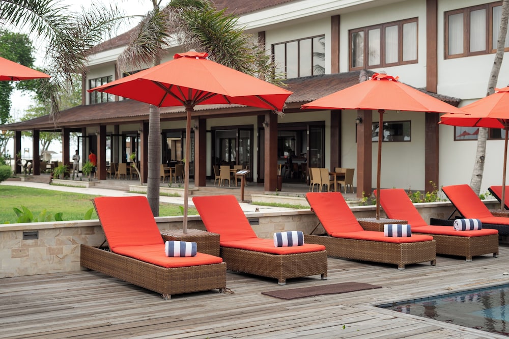 Hotel Ombak Sunset 65/72