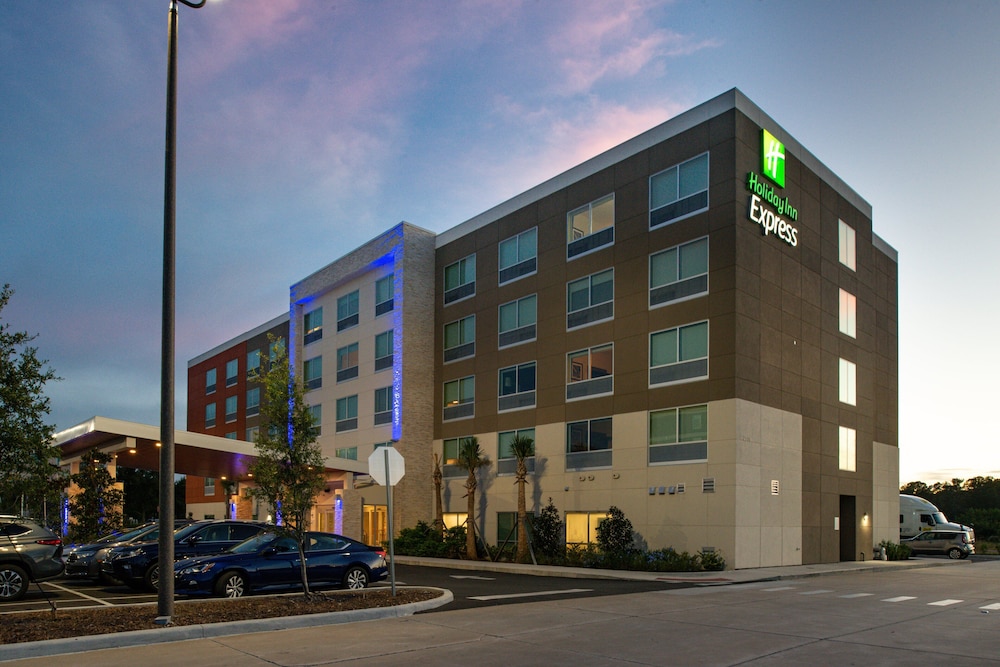HOLIDAY INN EXPRESS ORLANDO SOUTH PARK 1/61
