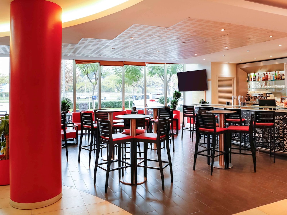 IBIS BARCELONA AEROPUERTO VILADECANS 48/62
