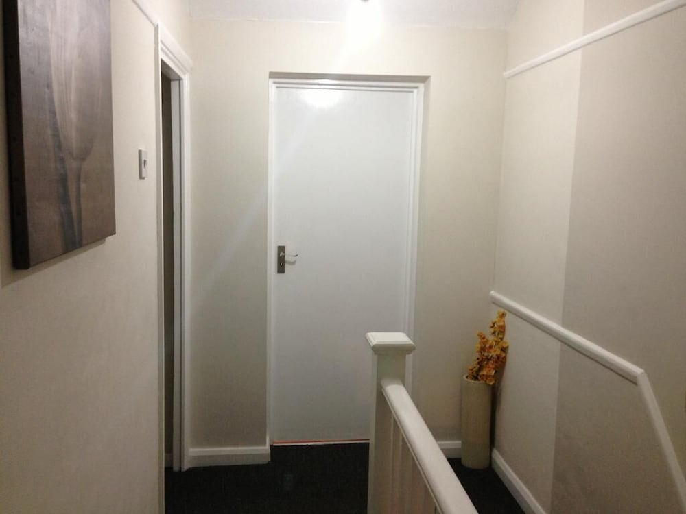 Apple House Guest House Heathrow Airport 31/31