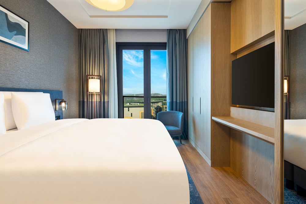 Movenpick Living Camlivadi 17/60