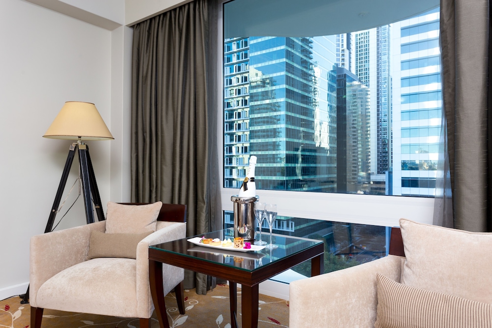 Royal on the Park Hotel and Suites 38/57