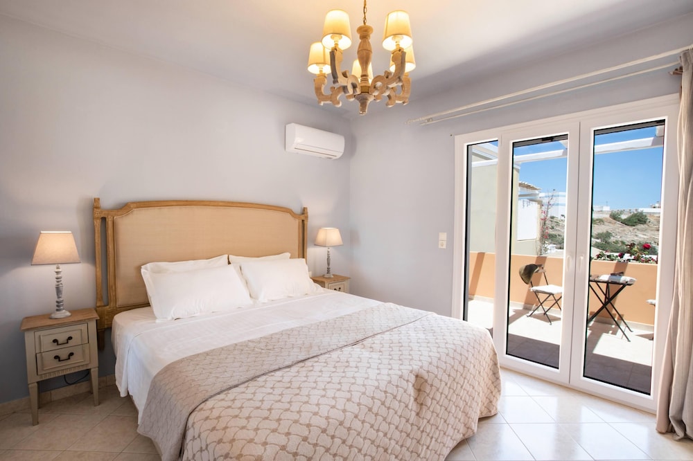 Elaia Villas 22/72