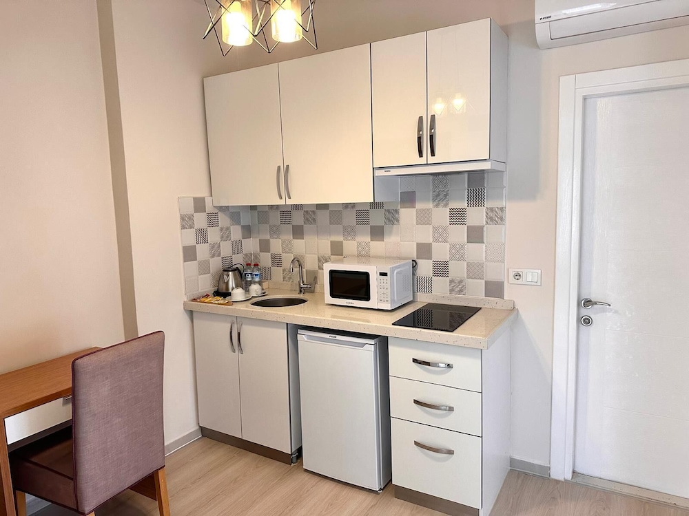 Tuzla Hill Suites 6/33