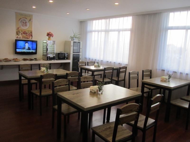 Greentree Inn Nantong Tongzhou Bus Station Express Hotel 21/24