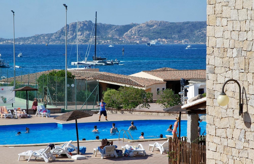 Club Esse Posada Beach Resort 25/35