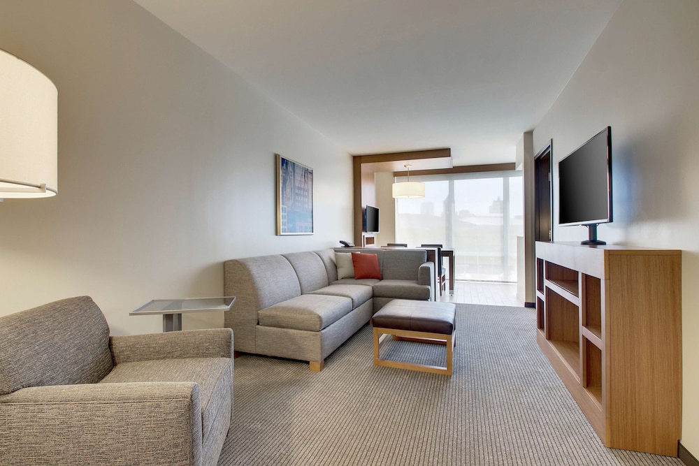 Hyatt Place Milwaukee Downtown 39/71