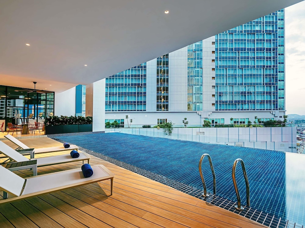 Novotel Johor Bahru City Centre 46/75
