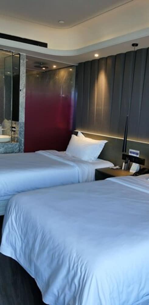 Mercure Hangzhou Qianjiang 13/67