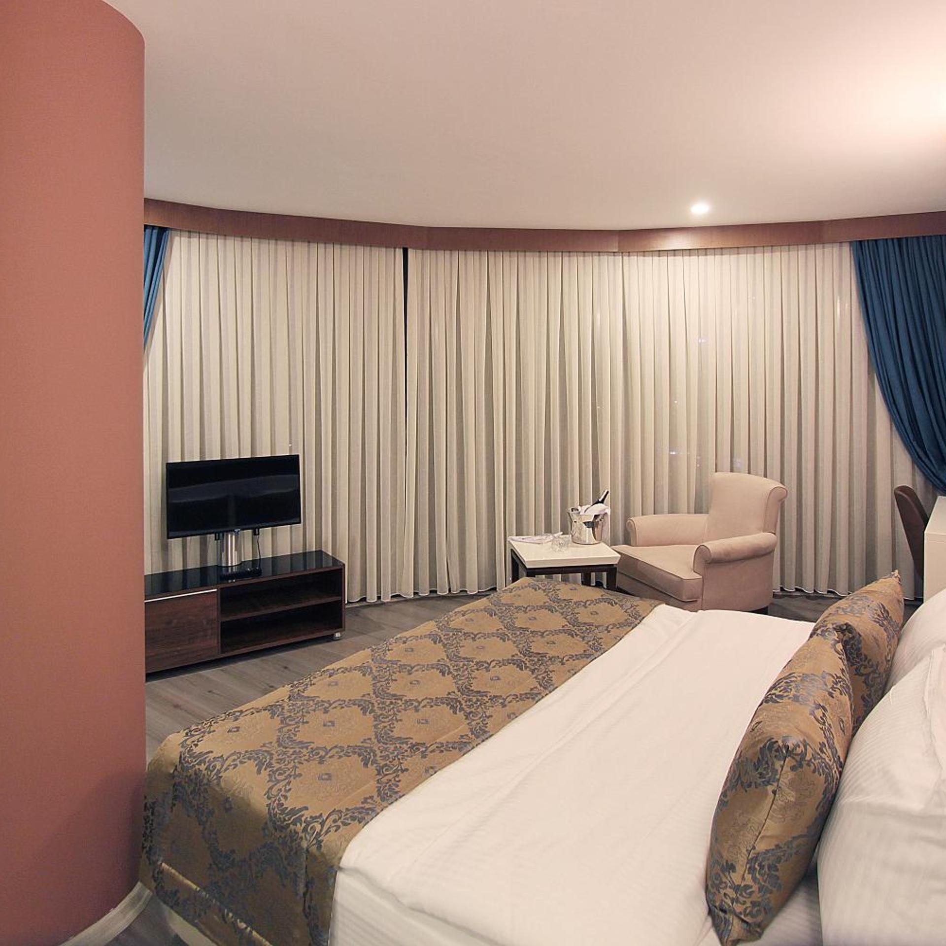 Forum Suite Hotel 13/70