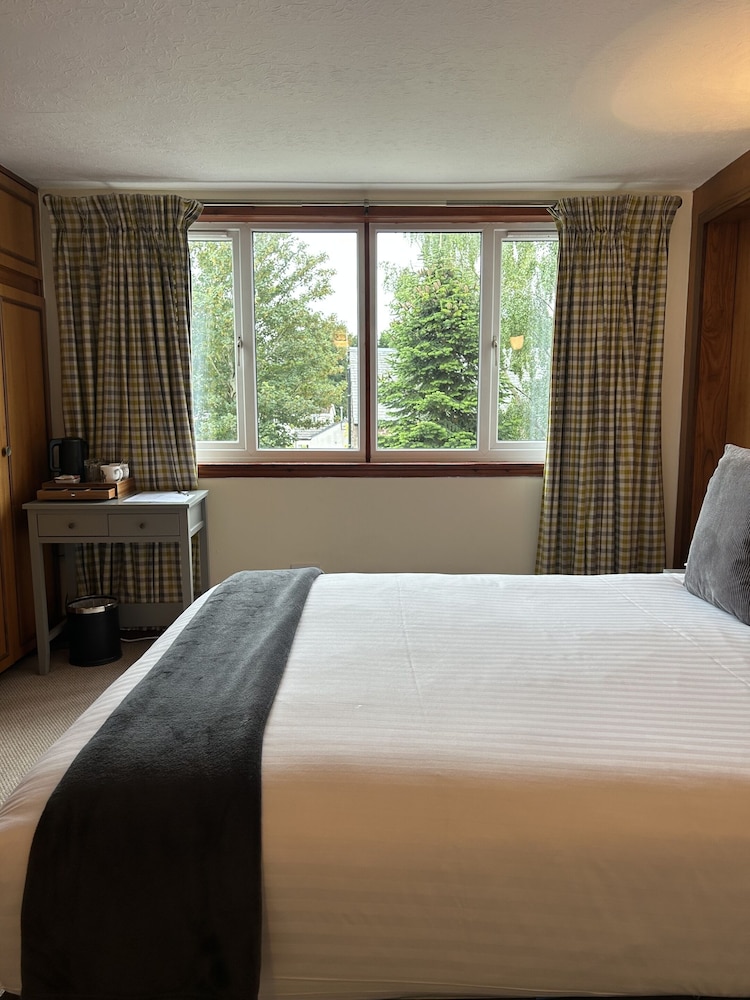 Smiddy Haugh Hotel 15/50