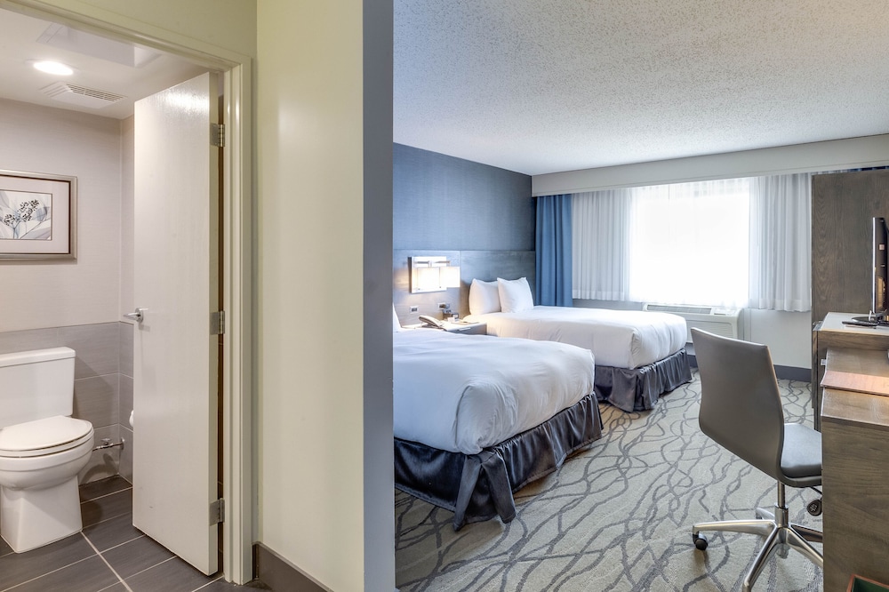 Doubletree by Hilton Hotel Racine Harbourwalk 40/79