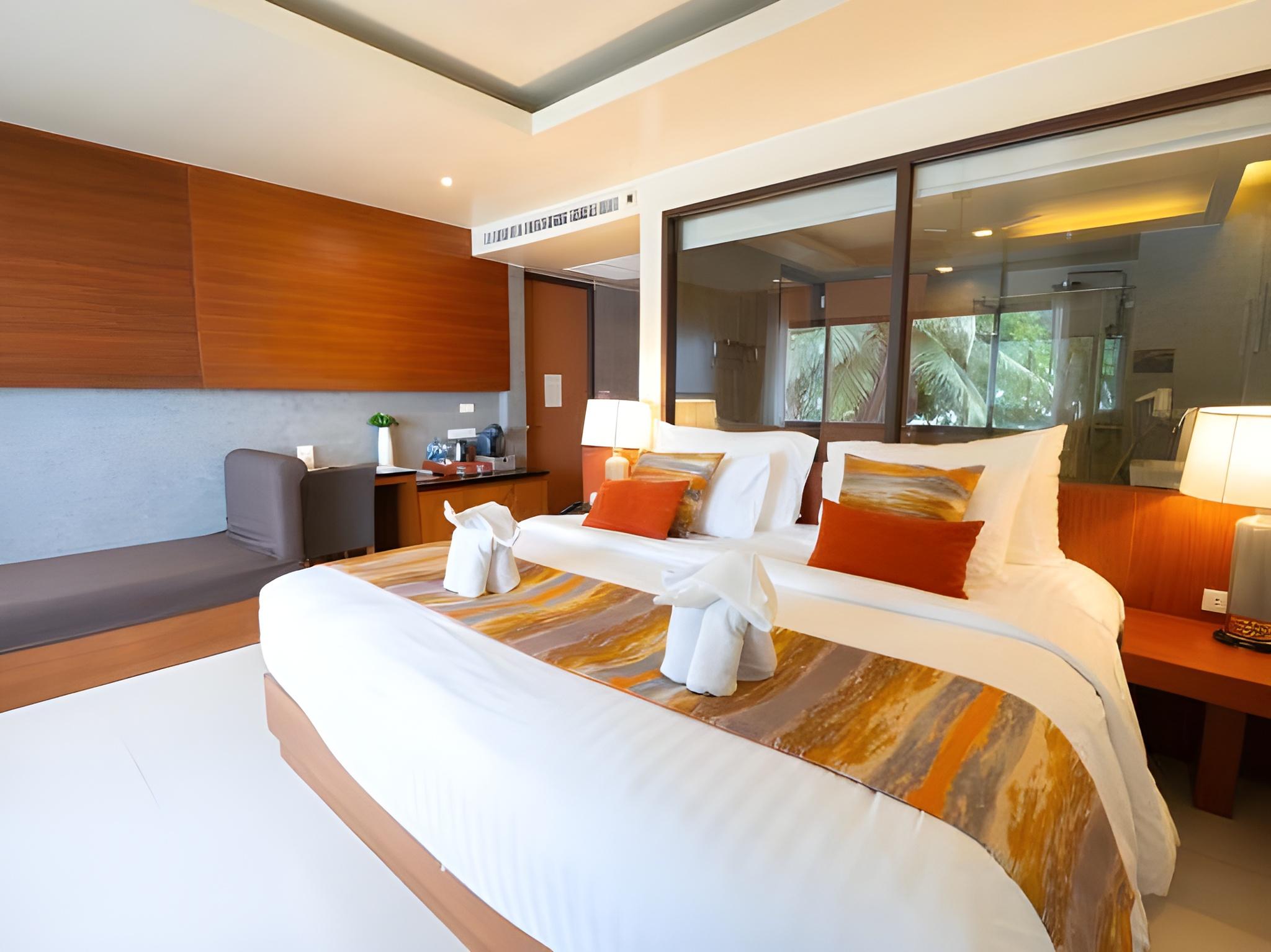 Chalet, Beach Front, Sea Side, High Floor