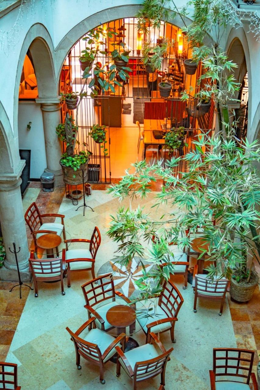 Hostal de la Monja 15/20