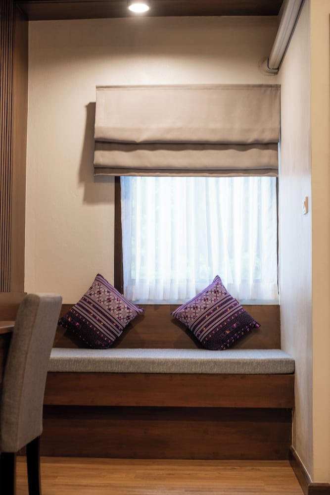 Lima Lanna Hotel 36/50