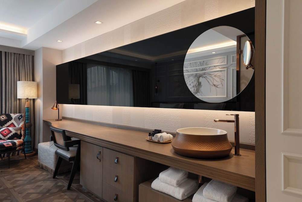 Burdock Hotel Istanbul, Autograph Collection 48/50