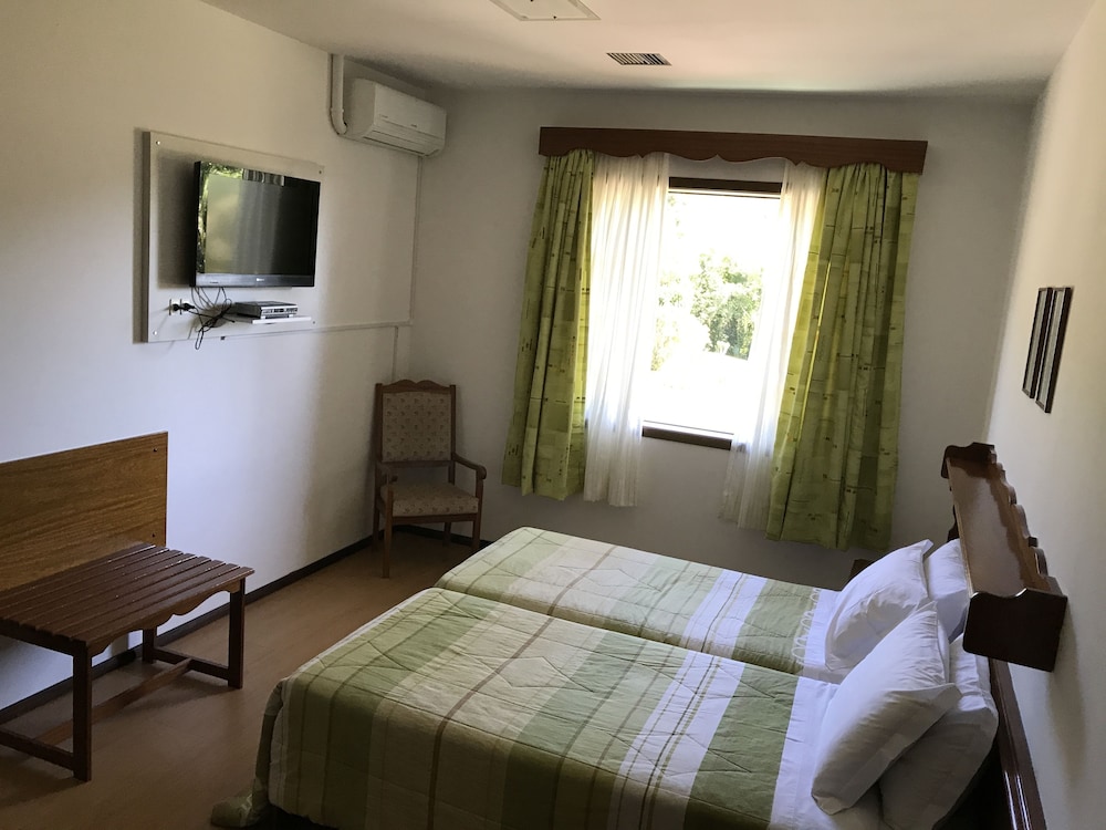 Hotel Bergblick 3/23