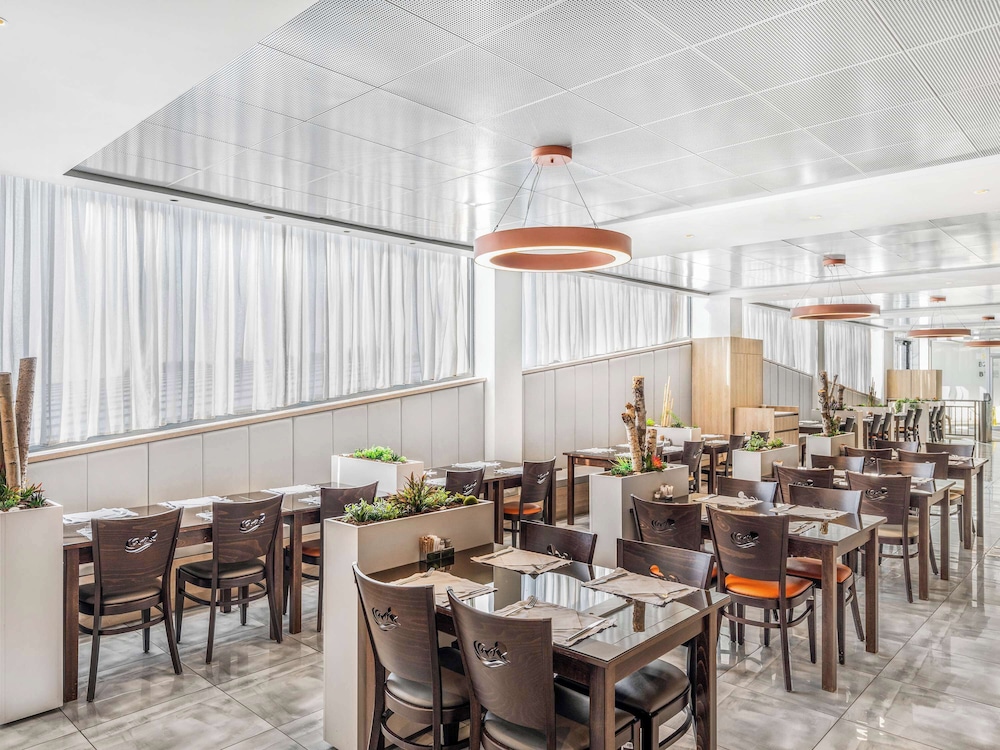 Movenpick Resort and Spa Fruske Terme 42/57