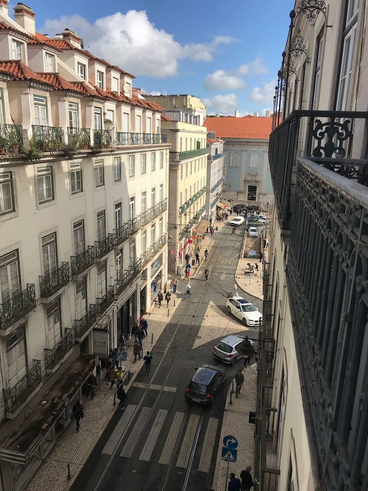 Happy @ Chiado 26/34