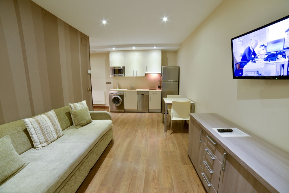 Apartamentos Turisticos Llanes 27/44