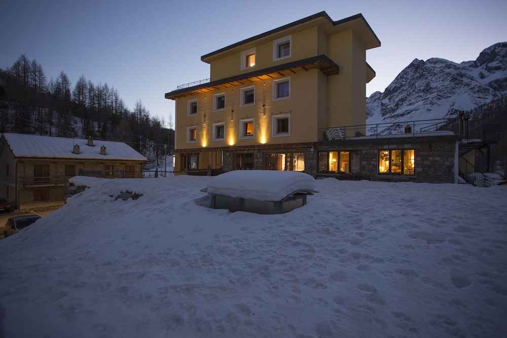 Hotel Lac Bleu 1/48