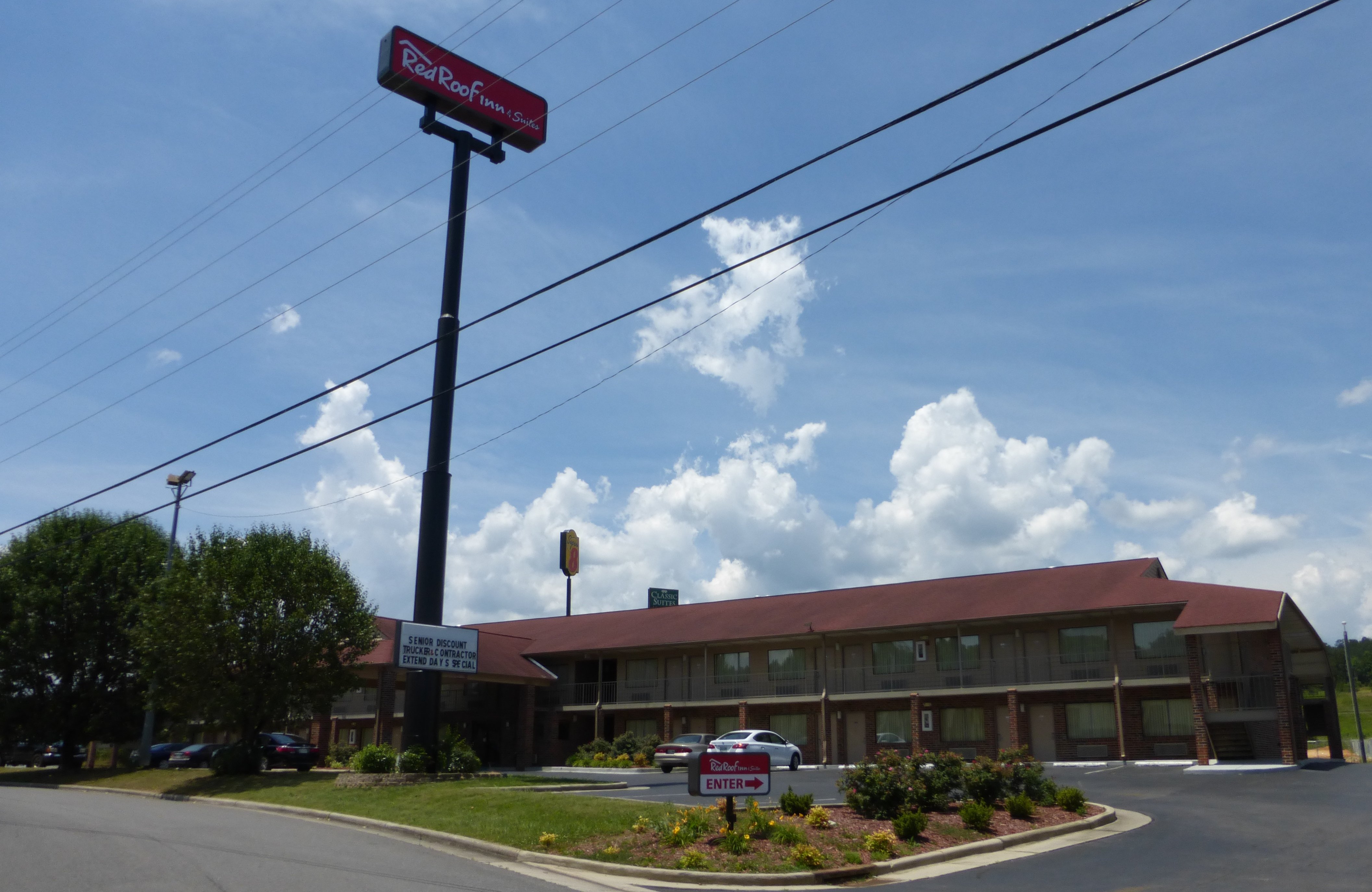 Red Roof Inn Suites Cleveland Tn