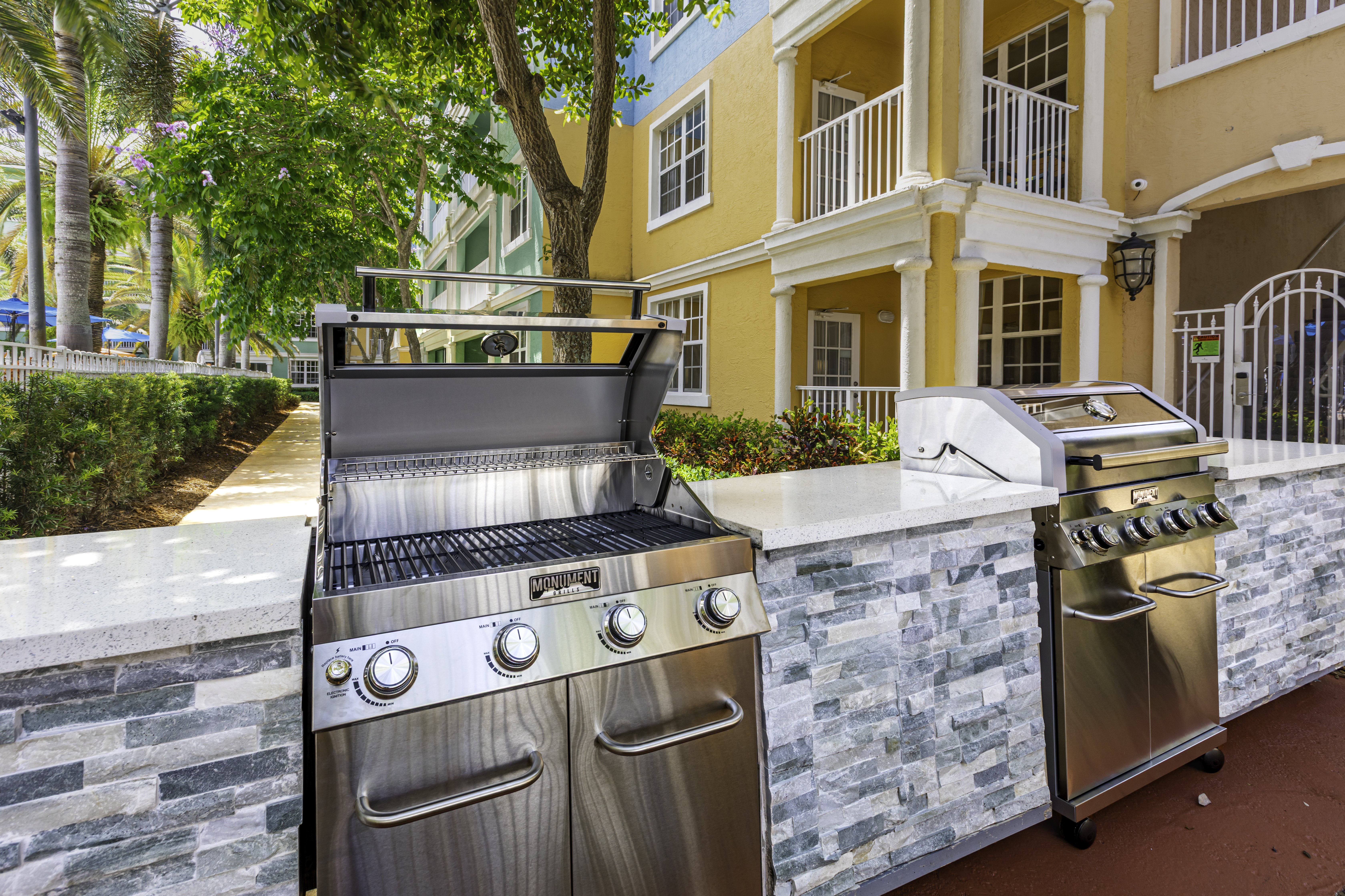 Mizner Place At Weston Town Center 16/69