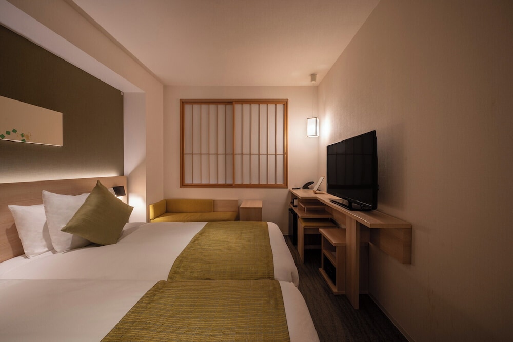 STANDARD, TWIN BEDS